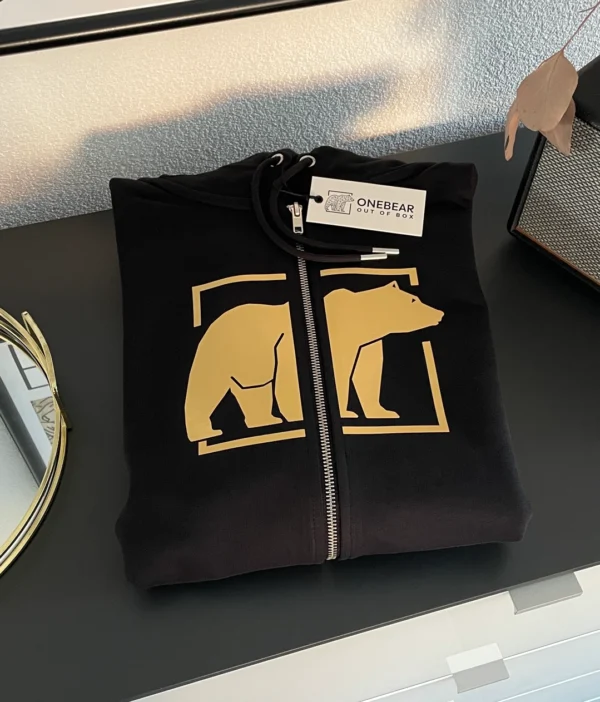 Bio Hoodie ONEBEAR (Gold) mit Reissverschluss – Bild 2